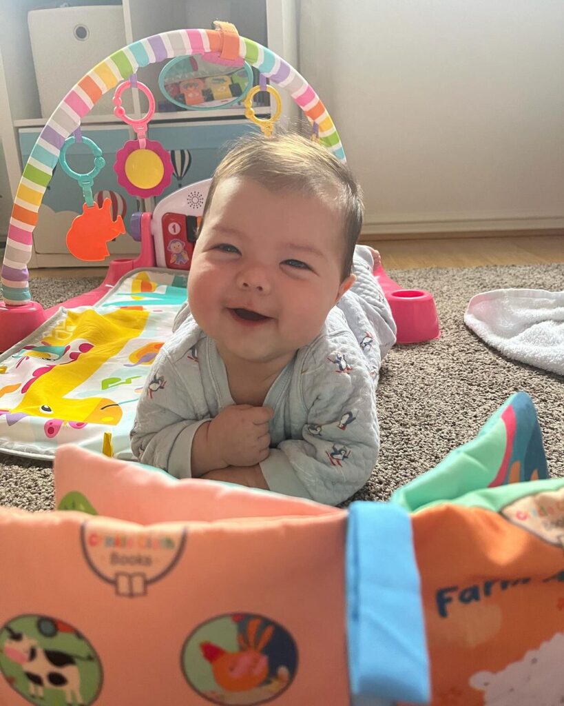 Tummy time for babies